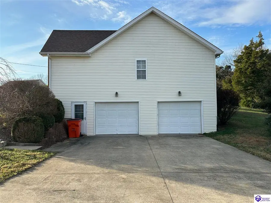 11 Bear Oak Court, Cecilia, KY 42724 - Image #3