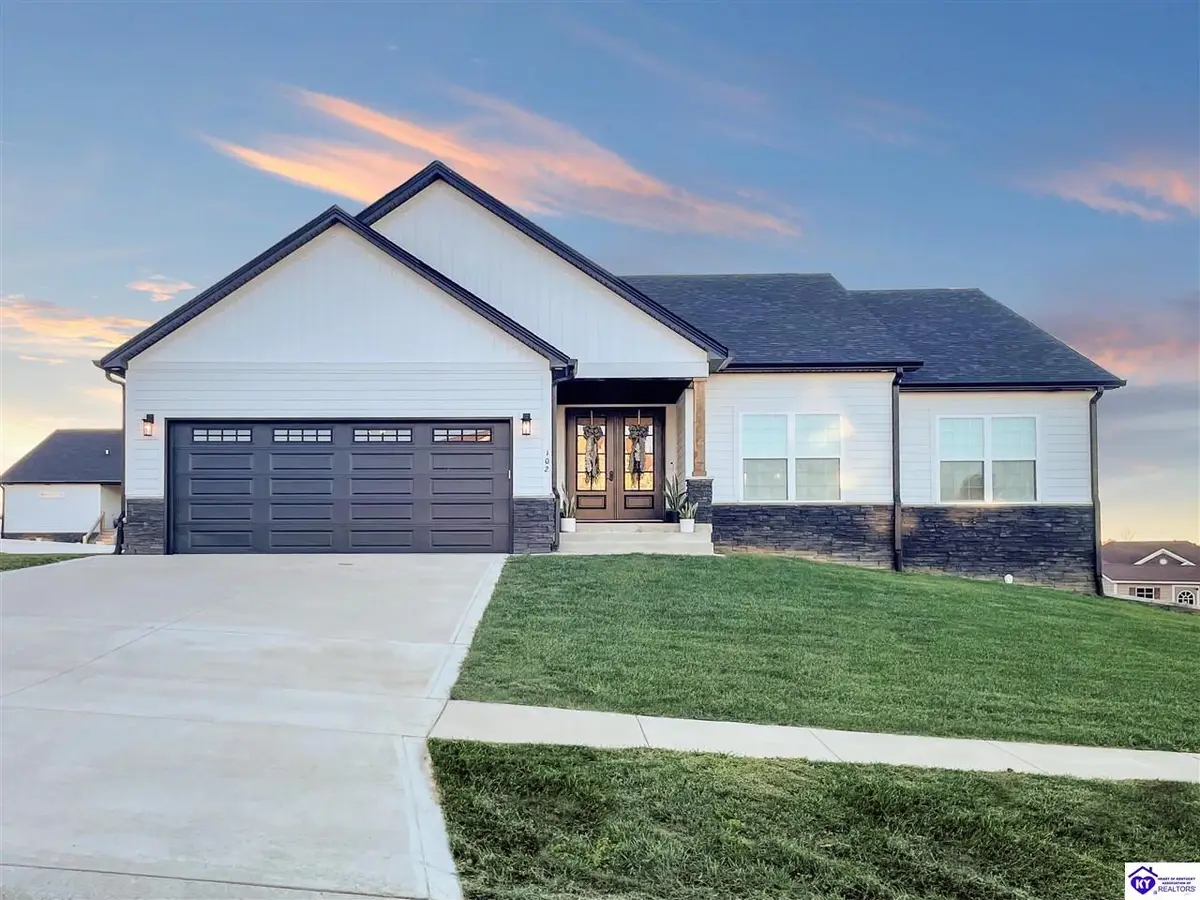 102 Kentucky Oaks Trail, Elizabethtown, KY 42701 - Image #1