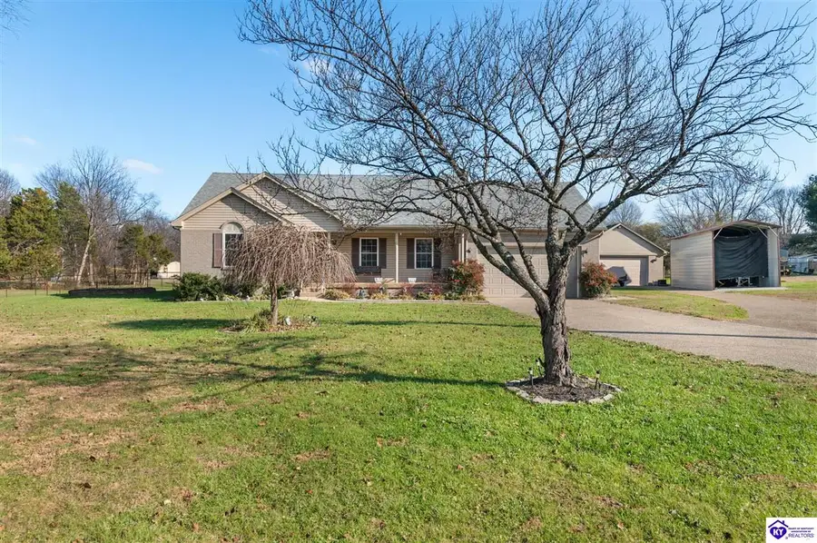 146 N Kristal Springs Drive, Shepherdsville, KY 40165 - #2