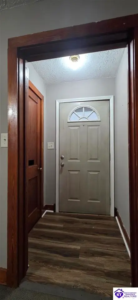 304 Brown Street, Vine Grove, KY 40175 - Image #2