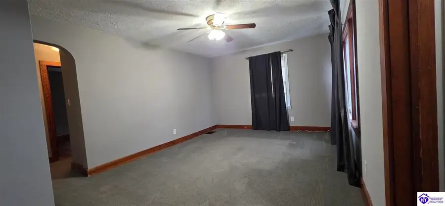 304 Brown Street, Vine Grove, KY 40175 - Image #3