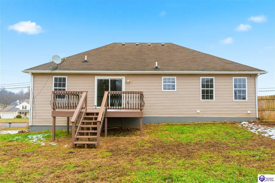 219 Meadowlake Drive, Radcliff, KY 40160 - Image #3