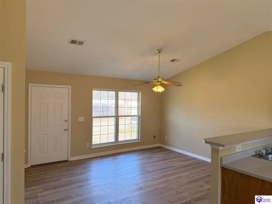 1204 Williamsburg Drive, Elizabethtown, KY 42701 - Image #3