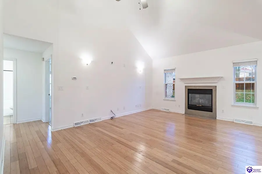 1605 Knob Hill Road, Elizabethtown, KY 42701 - Image #2