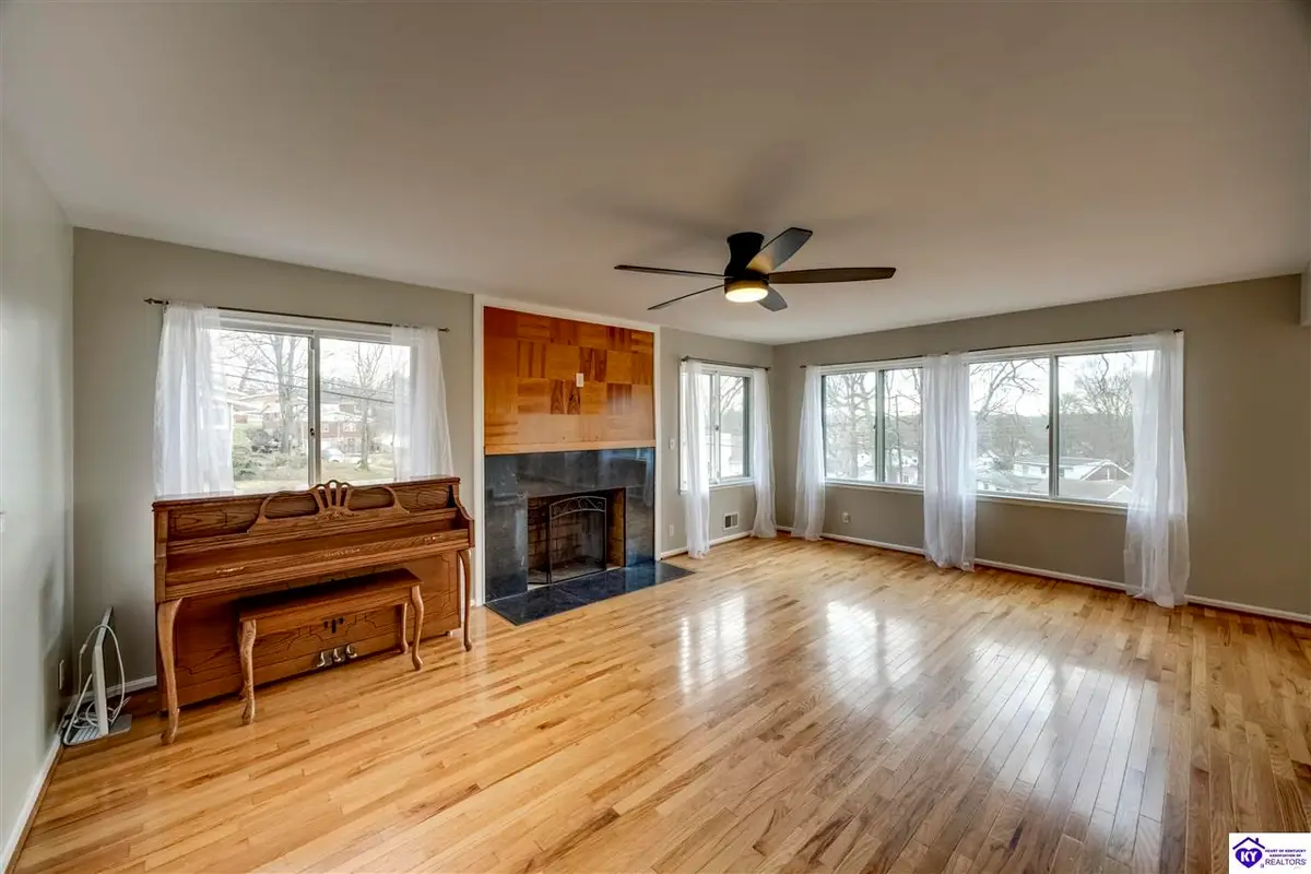 609 Wilderness Road, Louisville, KY 40214 - Image #1