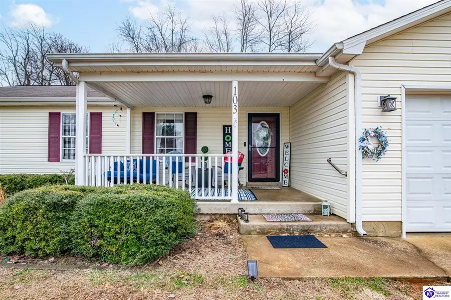 103 Fiddlers Ridge Road, Vine Grove, KY 40175-1265 - Image #2