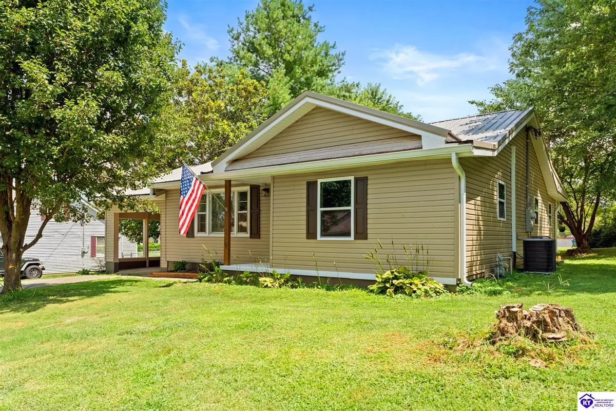 213 N Woodlawn Street, Irvington, KY 40146 - Image #1