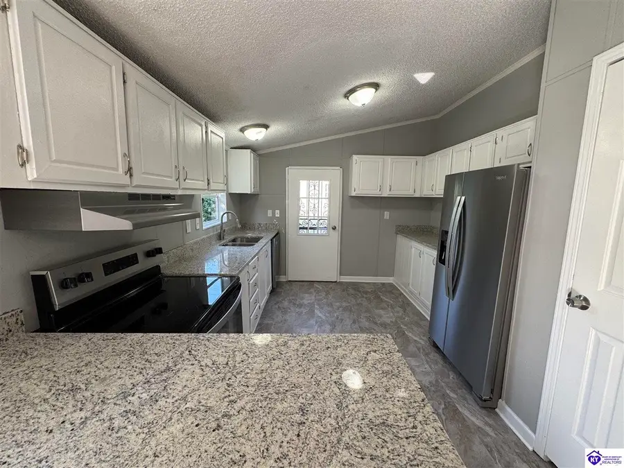 204 Fentress Boulevard, Elizabethtown, KY 42701 - Image #3