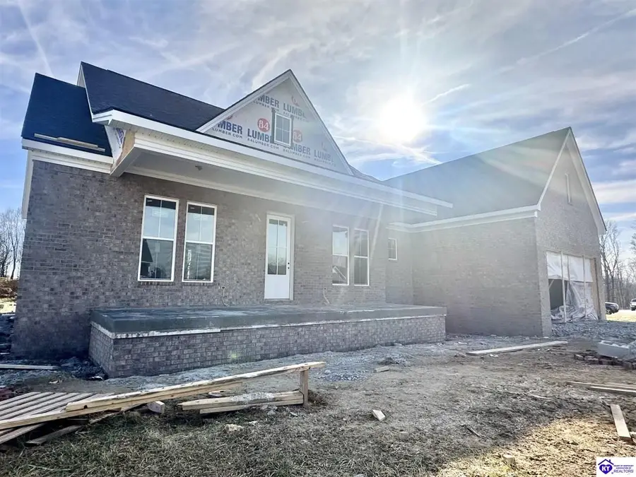 205 Blackberry Drive, Campbellsville, KY 42718 - Image #3