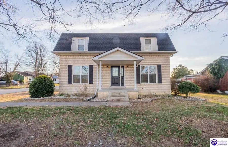 560 Kirkpatrick Avenue, Hodgenville, KY 42748 - Image #2