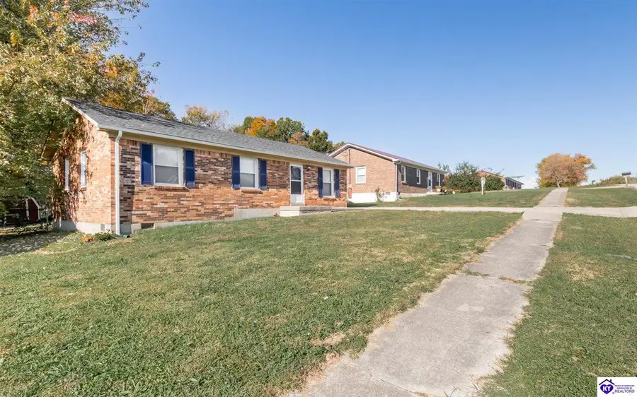 30 W Airview Drive, Elizabethtown, KY 42701 - Image #2