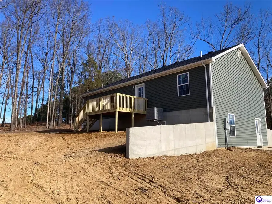 573 Roy Road, Eastview, KY 42732 - Image #3