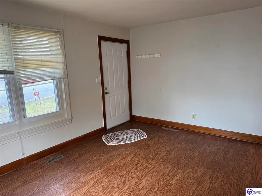 305 Sycamore Street, Elizabethtown, KY 42701 - Image #3