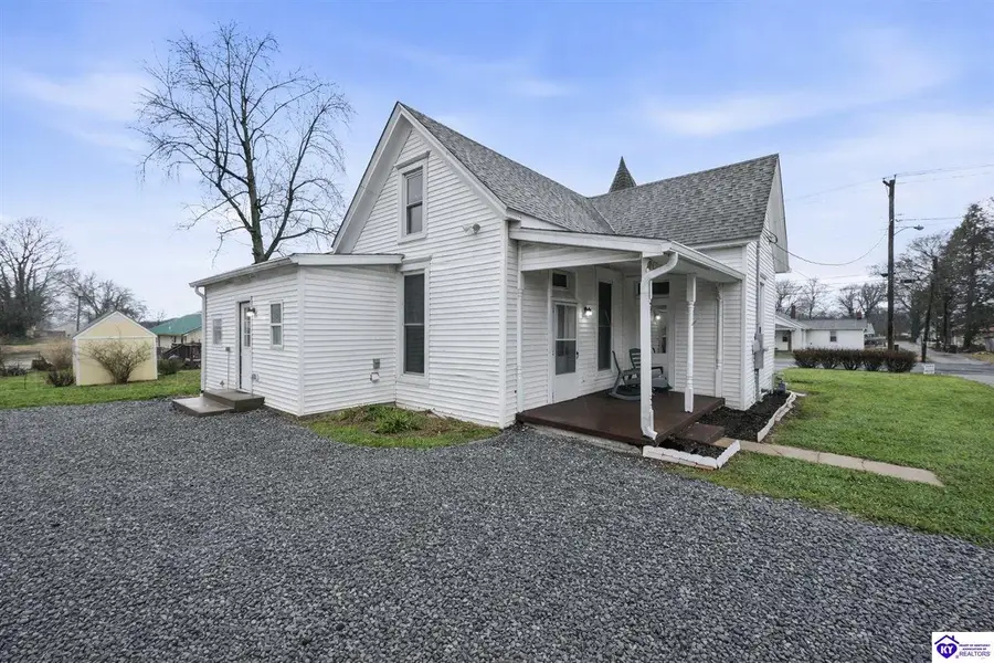 300 W Main Street, Hodgenville, KY 42748 - #2