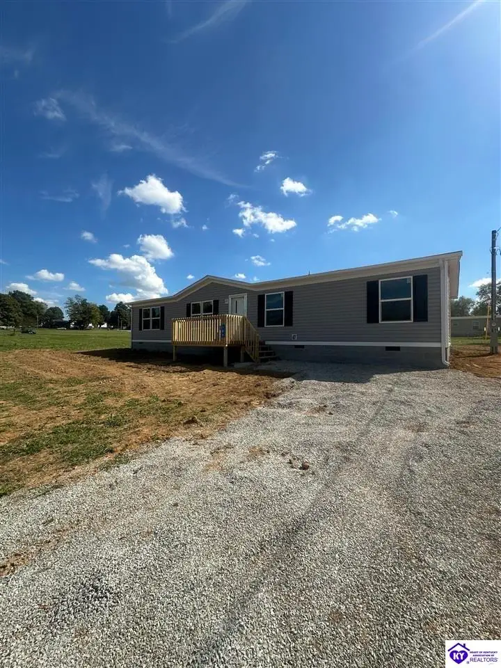100 N Center Street, Irvington, KY 40146 - #2