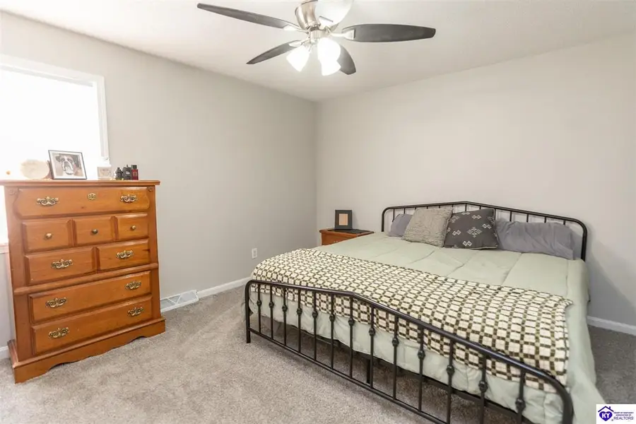 2012 S Woodland Drive, Radcliff, KY 40160 - Image #3