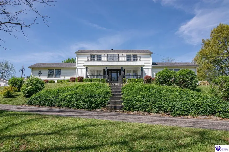 2851 S Wilson Rd, Radcliff, KY 40160 - #2