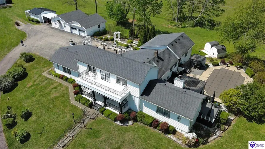 2851 S Wilson Rd, Radcliff, KY 40160 - #3