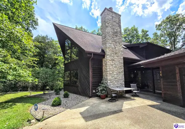 78 Hickory Hills Court, Brandenburg, KY 40108