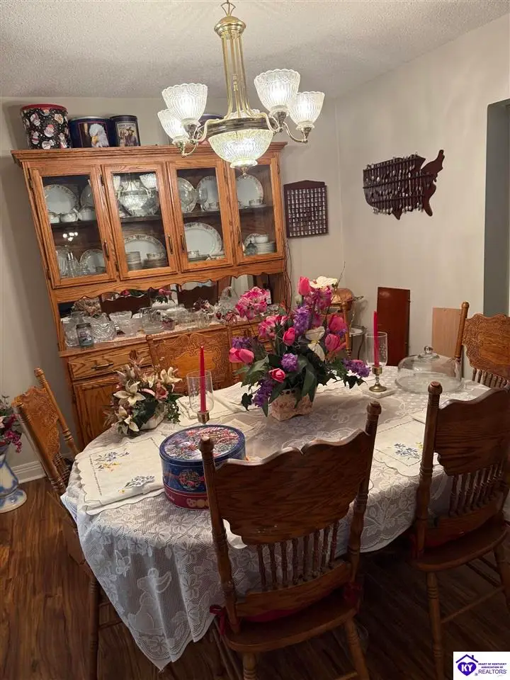 208 Lakewood Drive, Elizabethtown, KY 42701 - #3