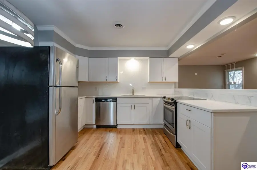 4015 Bardstown Road, Elizabethtown, KY 42701 - #3