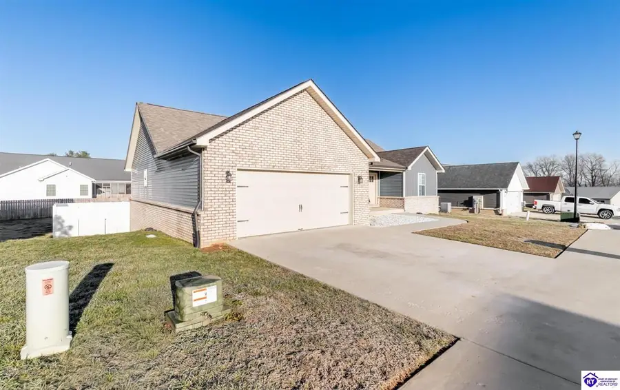 307 Valhalla Trace, Vine Grove, KY 40175 - #2