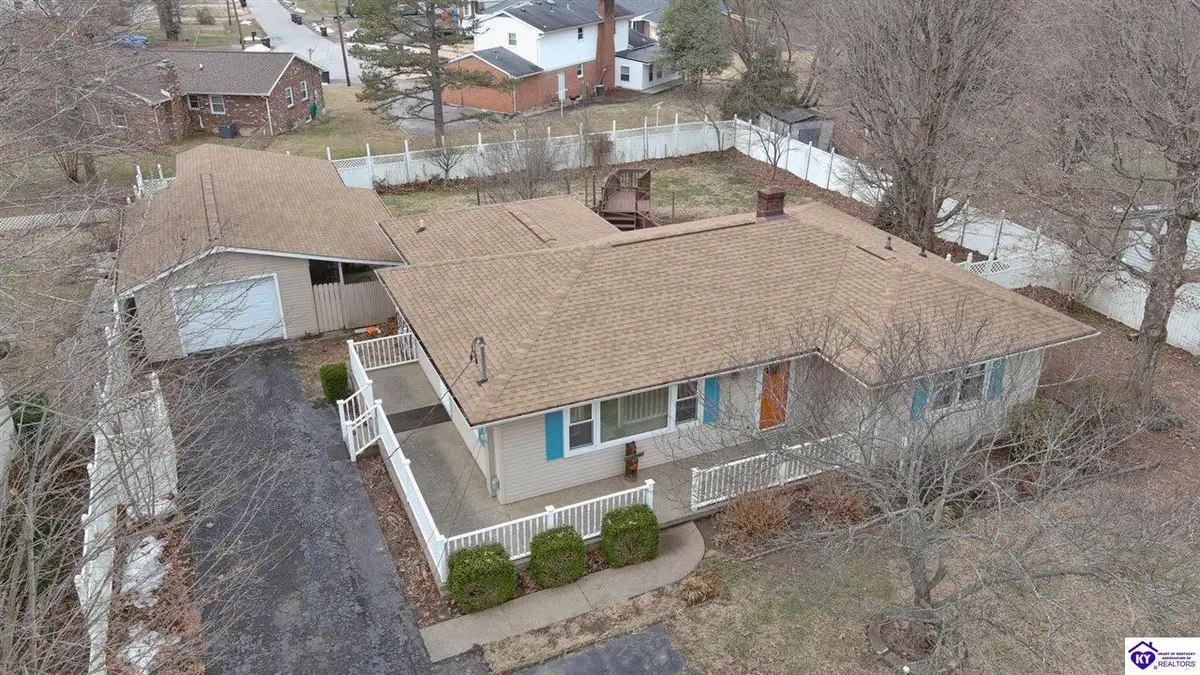 427 S Deepwood Drive, Radcliff, KY 40160 - #1