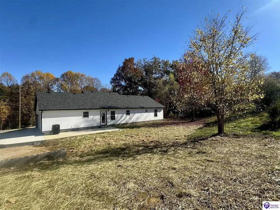 3451 SE Sportsman Lake Road, Elizabethtown, KY 42701 - #2