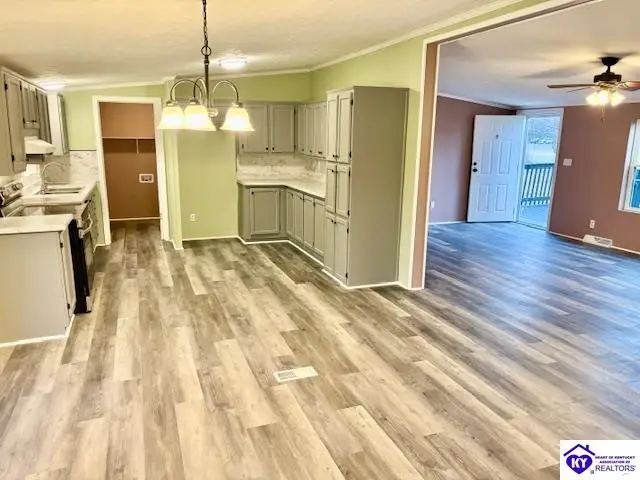 55 Country Court, Vine Grove, KY 40175 - #3