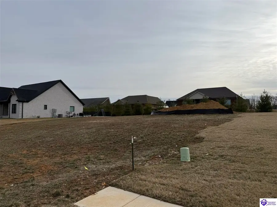 105 Barkley Ct, Elizabethtown, KY 42701 - #2