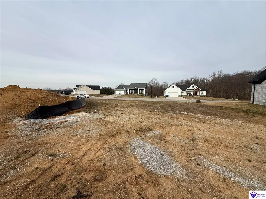 105 Barkley Ct, Elizabethtown, KY 42701 - #3