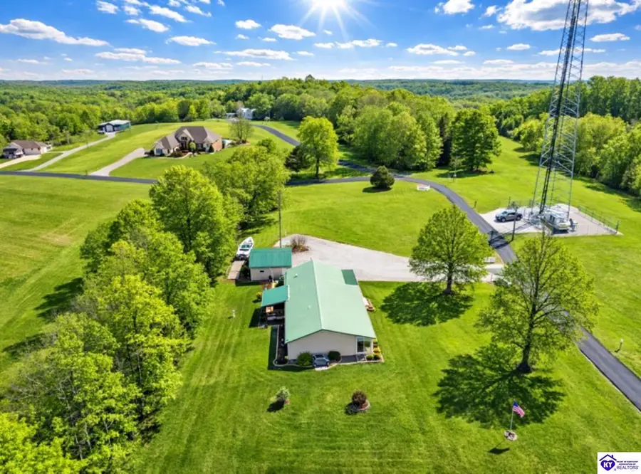 807 Stray Winds Road, Campbellsville, KY 42718 - #3