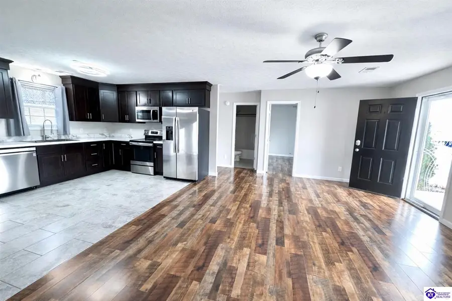 154 Beechwood Street, Lebanon, KY 40033 - #2