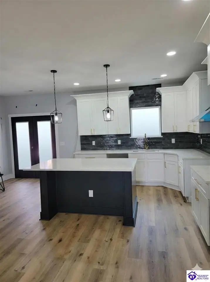 2480 Lake Road, Radcliff, KY 40160 - #2