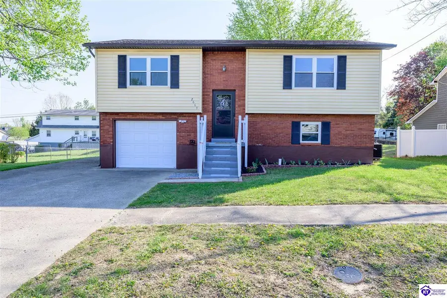 2669 Lake Road North, Radcliff, KY 40160 - #3