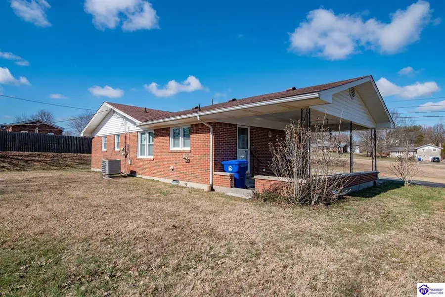 206 Sunset Drive, Leitchfield, KY 42754 - #3