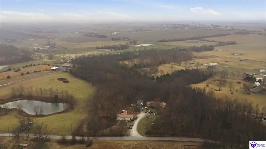 1401 Walter Reed Road, Hodgenville, KY 42748 - #3