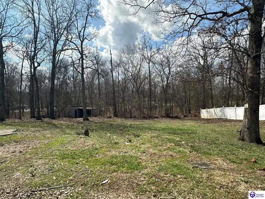 200 Circle K Road, Brandenburg, KY 40108 - #3