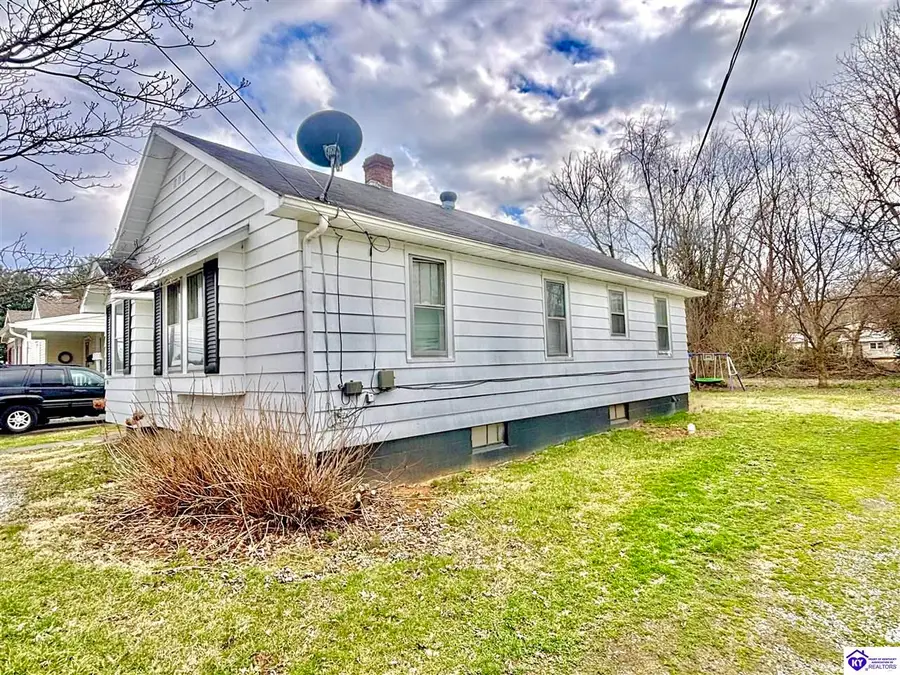 108 Gowdy Street, Campbellsville, KY 42718 - #3