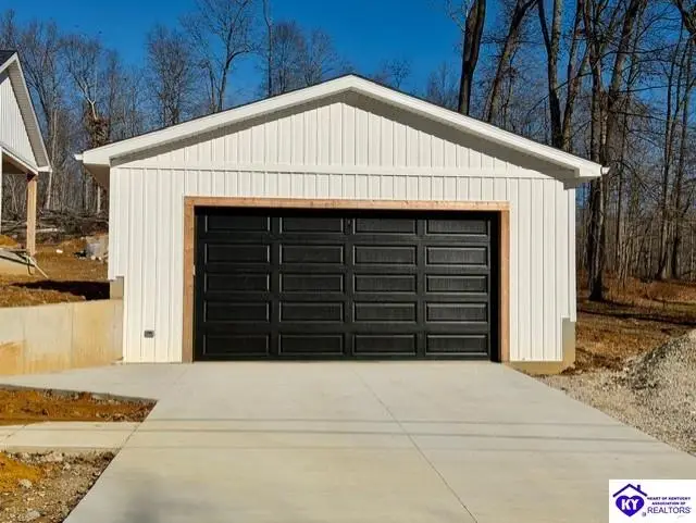 412 Woods Rd, Elizabethtown, KY 42701 - #2