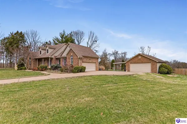 373 Blue Ash Drive, Shepherdsville, KY 40165