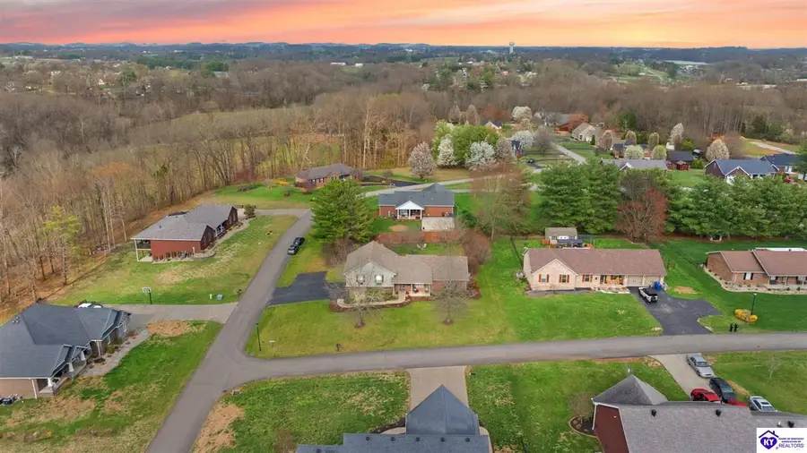 25 Timberwood Drive, Campbellsville, KY 42718 - #3