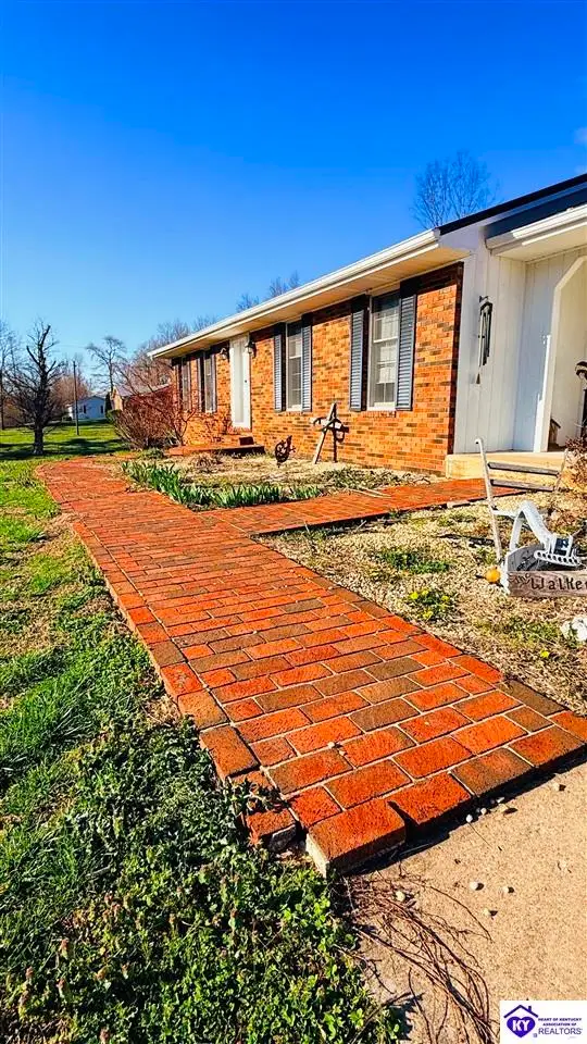 7768 Hodgenville Road, Greensburg, KY 42743 - #3