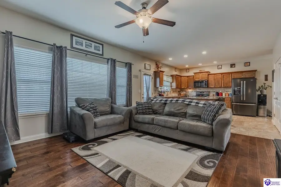 310 Merlot Court, Vine Grove, KY 40175 - #2