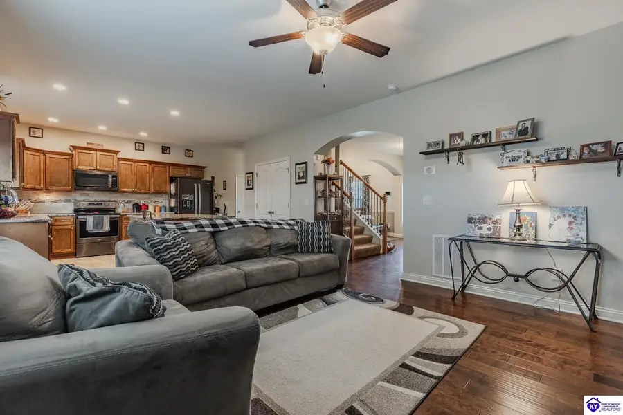 310 Merlot Court, Vine Grove, KY 40175 - #3