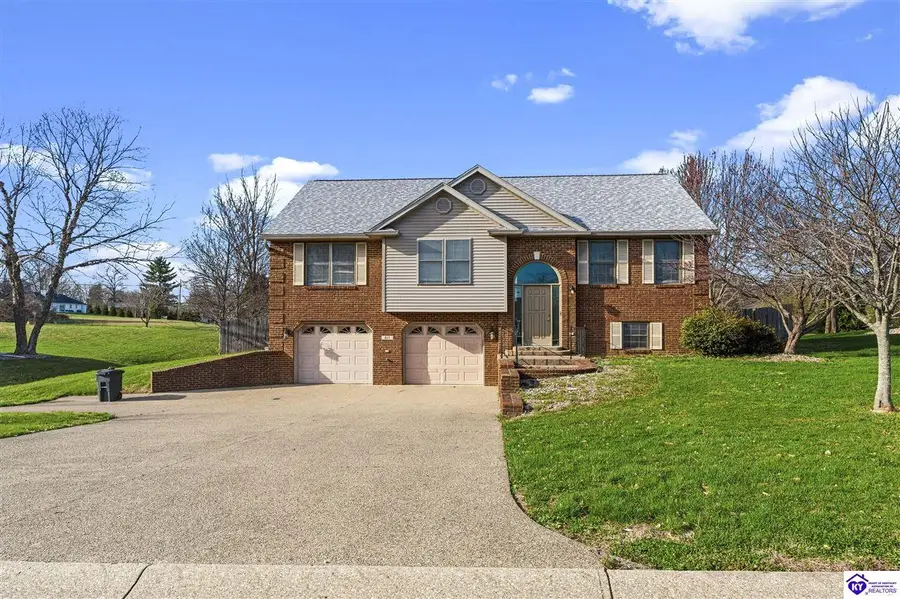 611 Hickory Lane, Elizabethtown, KY 42701 - #2