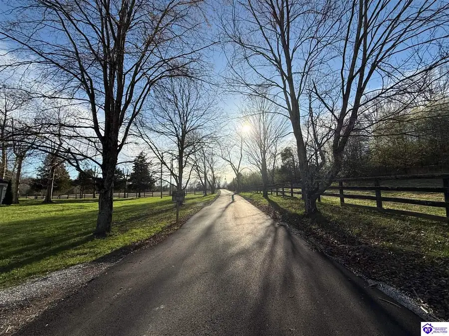 400 Meyers Road, Bradfordsville, KY 40009 - #2