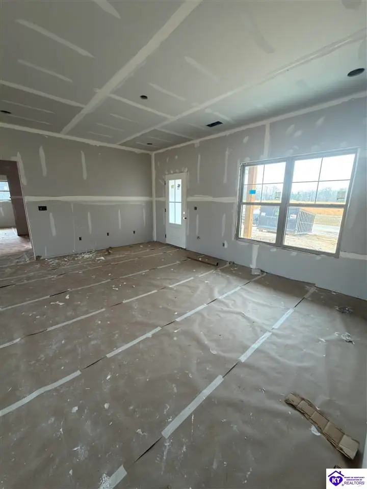 58 Sweet Grass Ct, Hodgenville, KY 42748 - #3