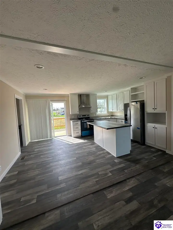 84 Drew Lane, Campbellsville, KY 42718 - #3