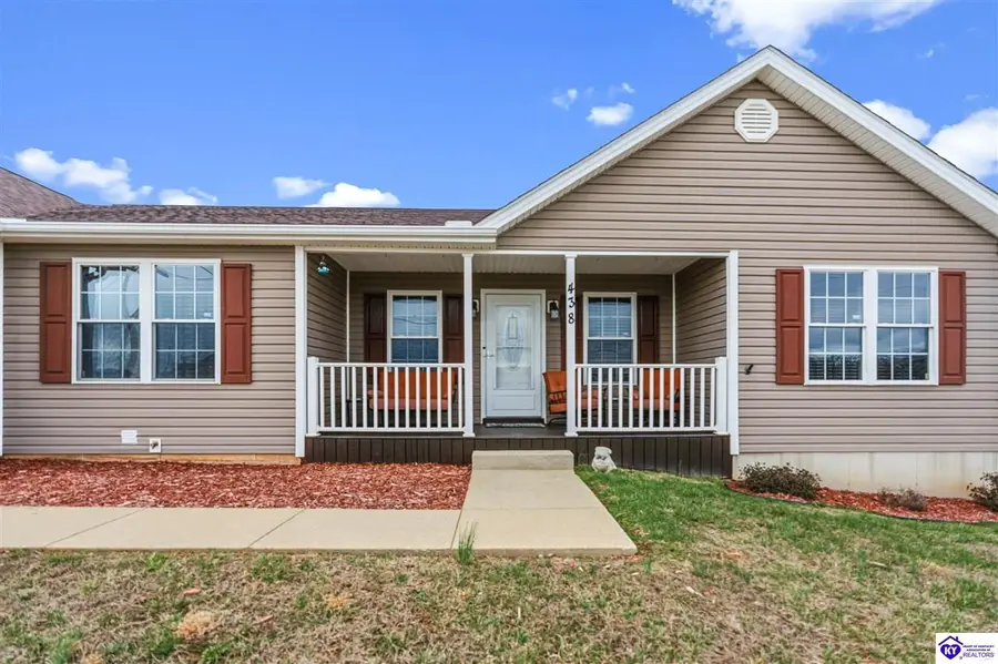 438 Willow Lake Drive, Vine Grove, KY 40175 - #3